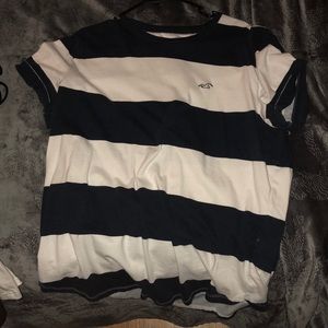 T shirt (hollister )